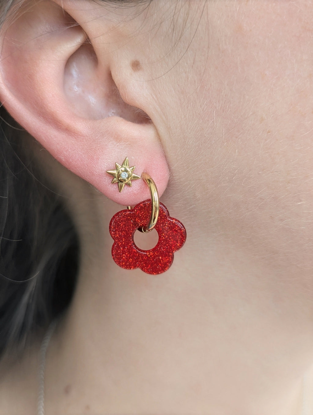 boucles fleurs résines blanc ou rouge en acier inoxydable tendance mode femme boutique sud landes Ondres