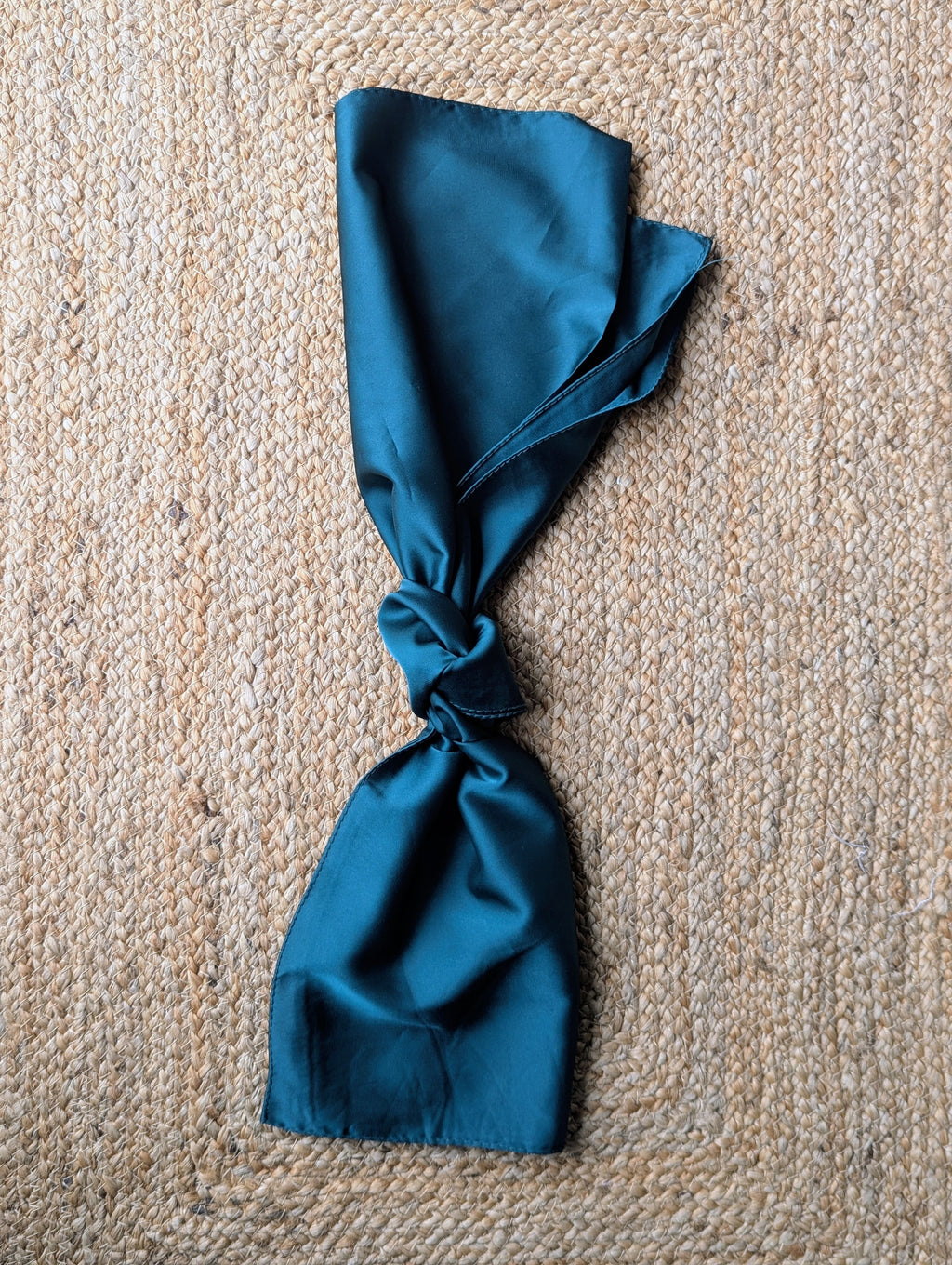 Foulard Carré Vert foncé fluide léger