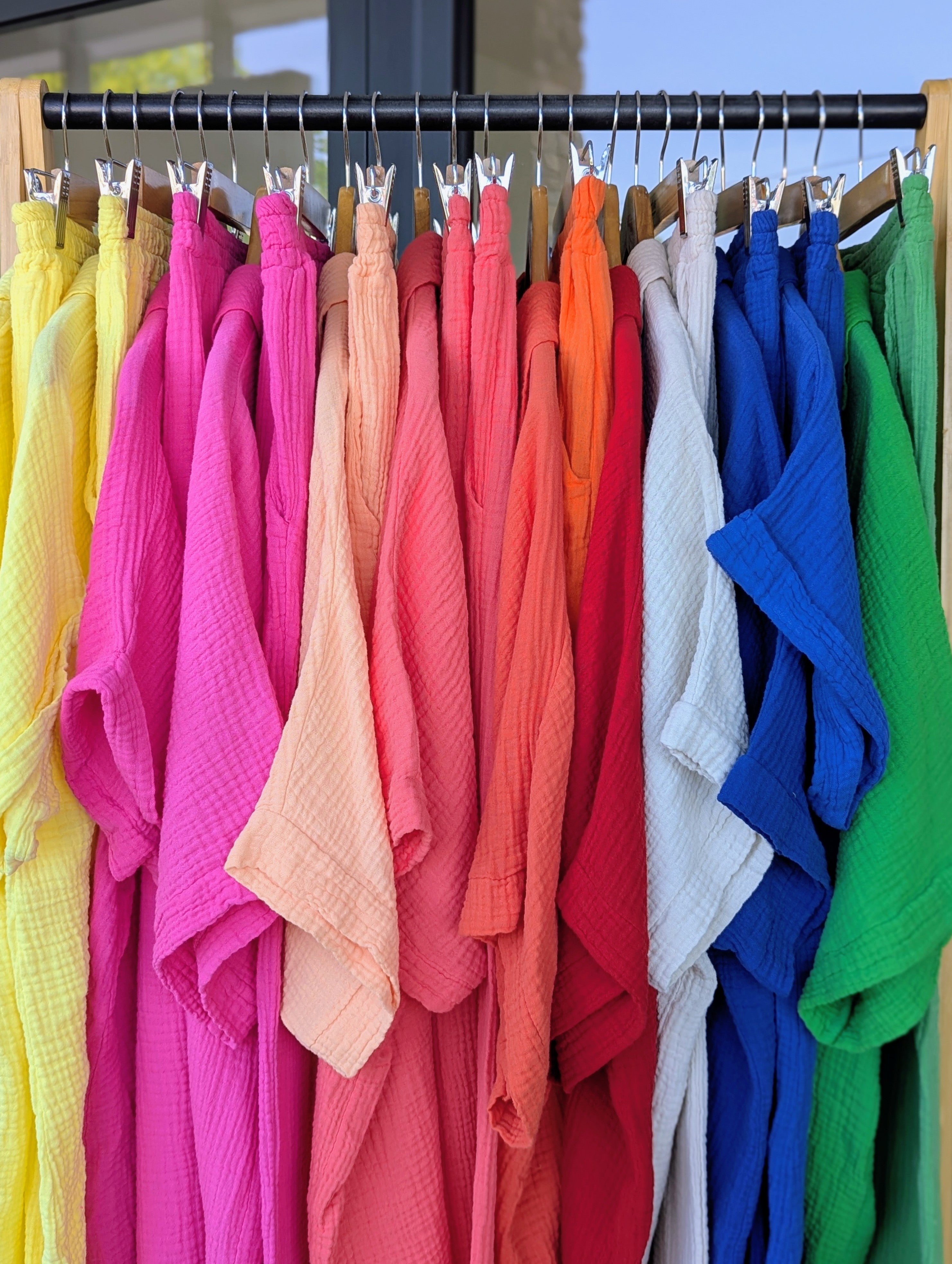 Ensemble Gaze de Coton de toutes les couleurs bleu roi, peche, fushia, orange, vert et jaune mode femme Sud landes Bayonne Ondres Hossegor