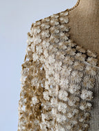 Gilet broderie fleurs or manches courtes style bolero