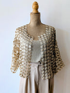 Gilet broderie fleurs or manches courtes style bolero chic elegant