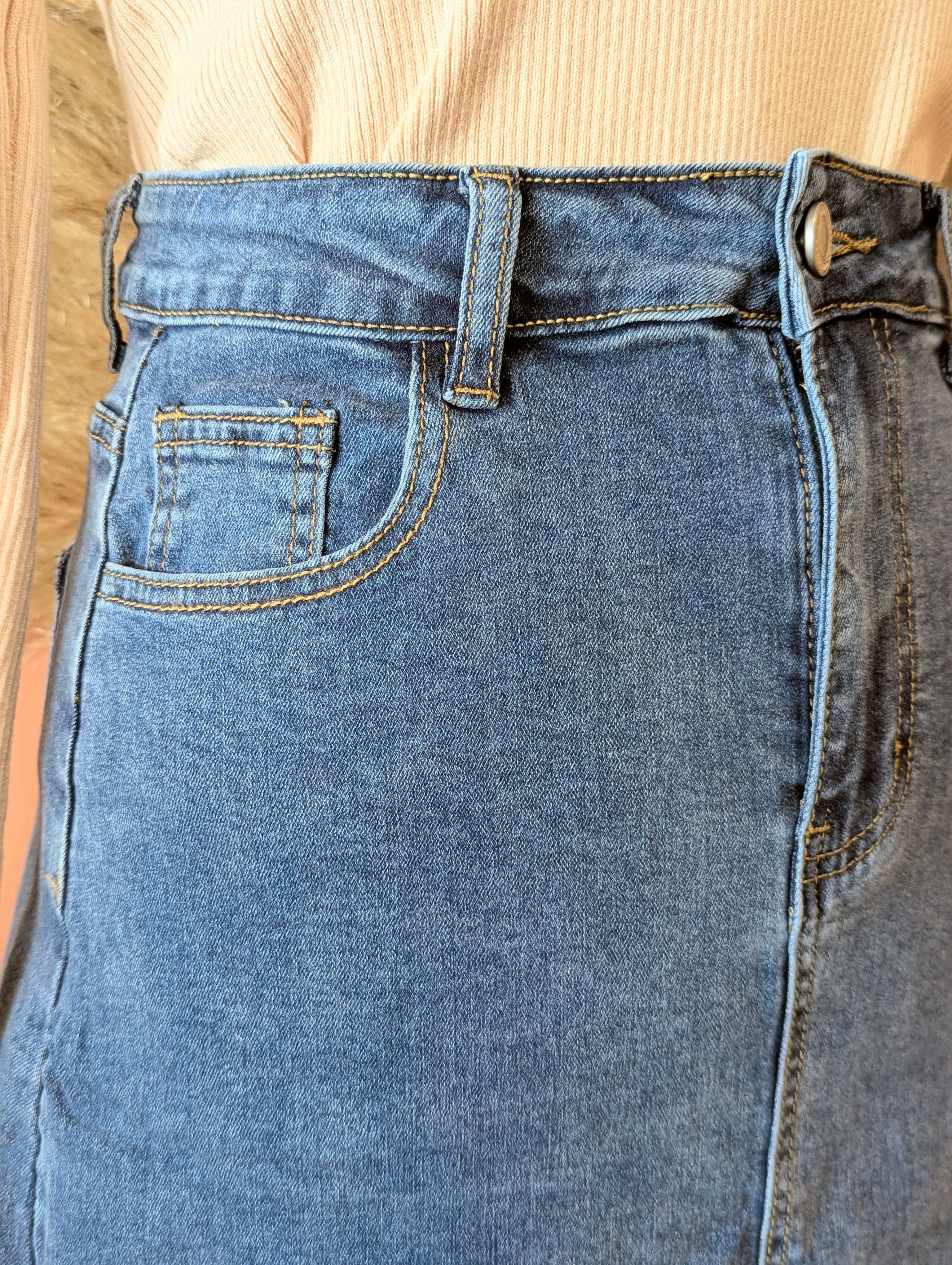 Jupe Longue Jeans avec une fente devant  mode femme ondres sud landes
