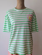 T-shirt marinière vert col rond à manches courtes avec un imprimé summer cocktail club femme mode 