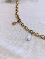 Collier Sarah