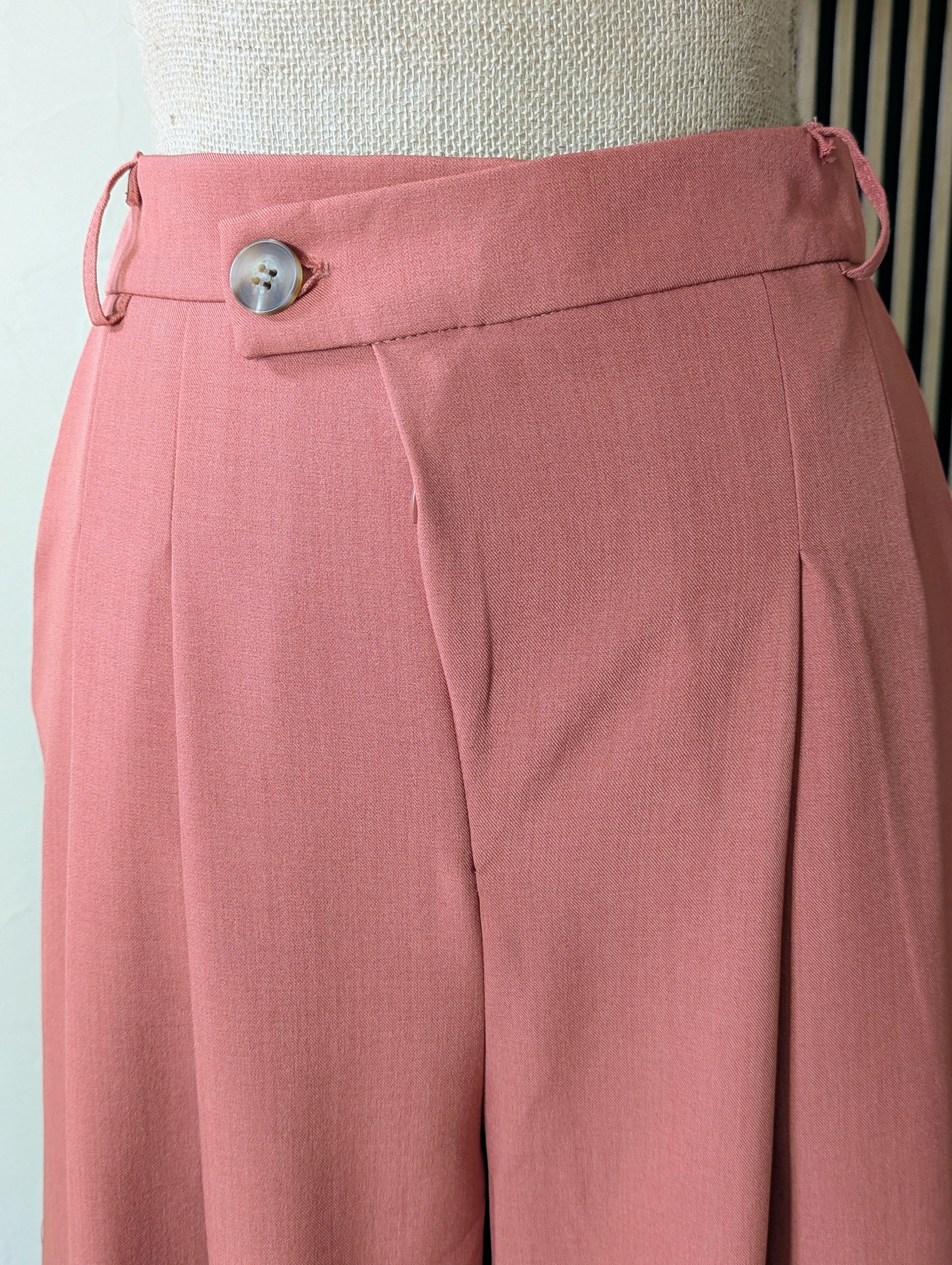 Pantalon  Assymétrique Terracotta Tenue Ceremonie Pantalon Coupe large avec pinces Bombers Chemise Mode Femme Boutique Sud Landes
