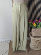 Pantalon fluide Vert Olive avec poche taille élastique  Pantalon pour Cérémonies Mariage Baptème Pantalon Tailleur  Mode Femme Boutique Sud Landes Ondres Labenne