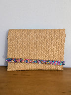 pochette maille papier camel pour la plage, petites perles summer vibes été, sac pour soirée cérémonies mode femme sud landes Ondres