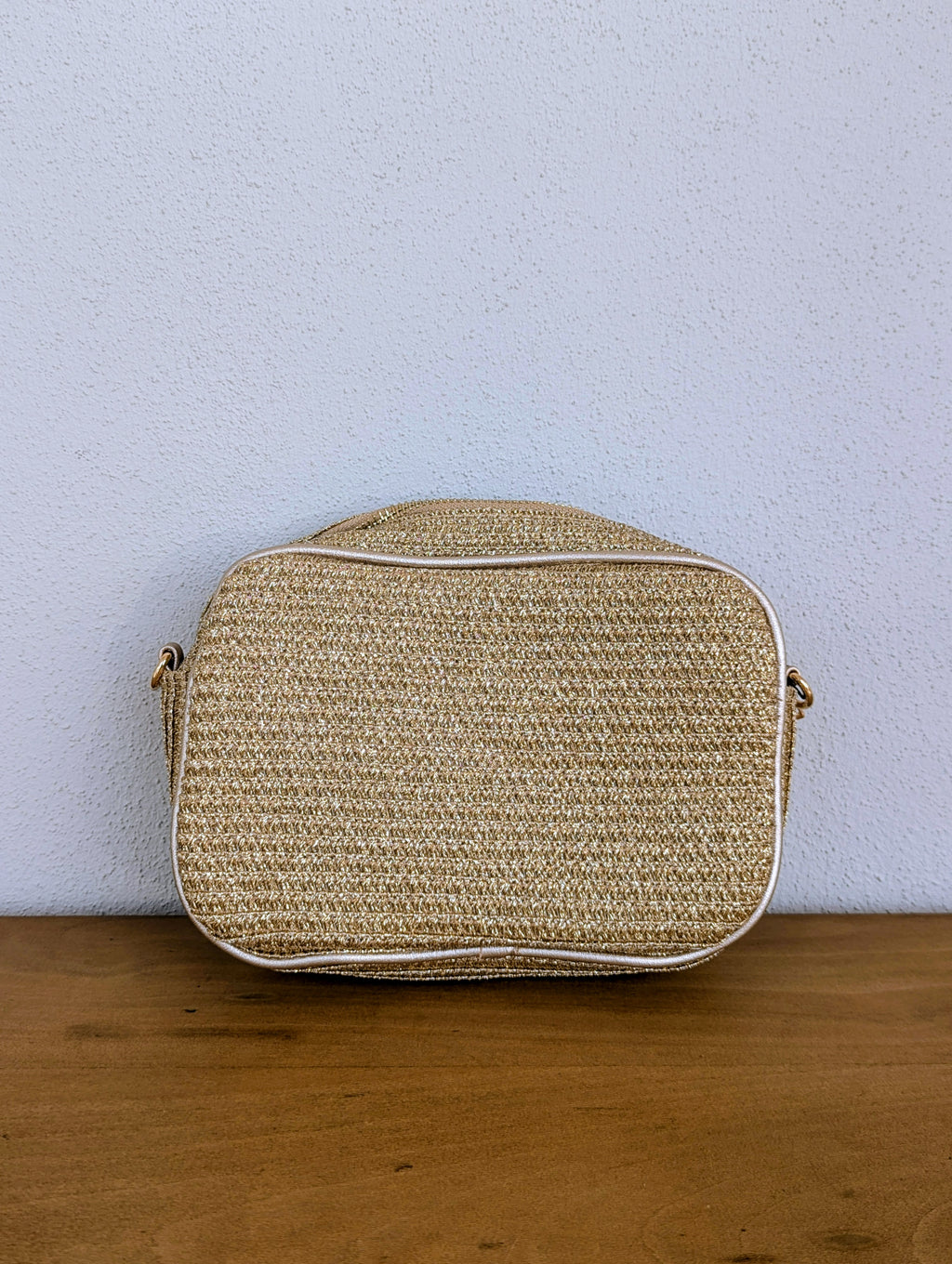 sac brillant paillettes doré pour la plage, summer vibes été, pochette sac pour soirée cérémonies mode femme sud landes Ondres 
