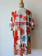 Robe courte de plage perroquet rouge fleurs orange bonita viscose ananas iris