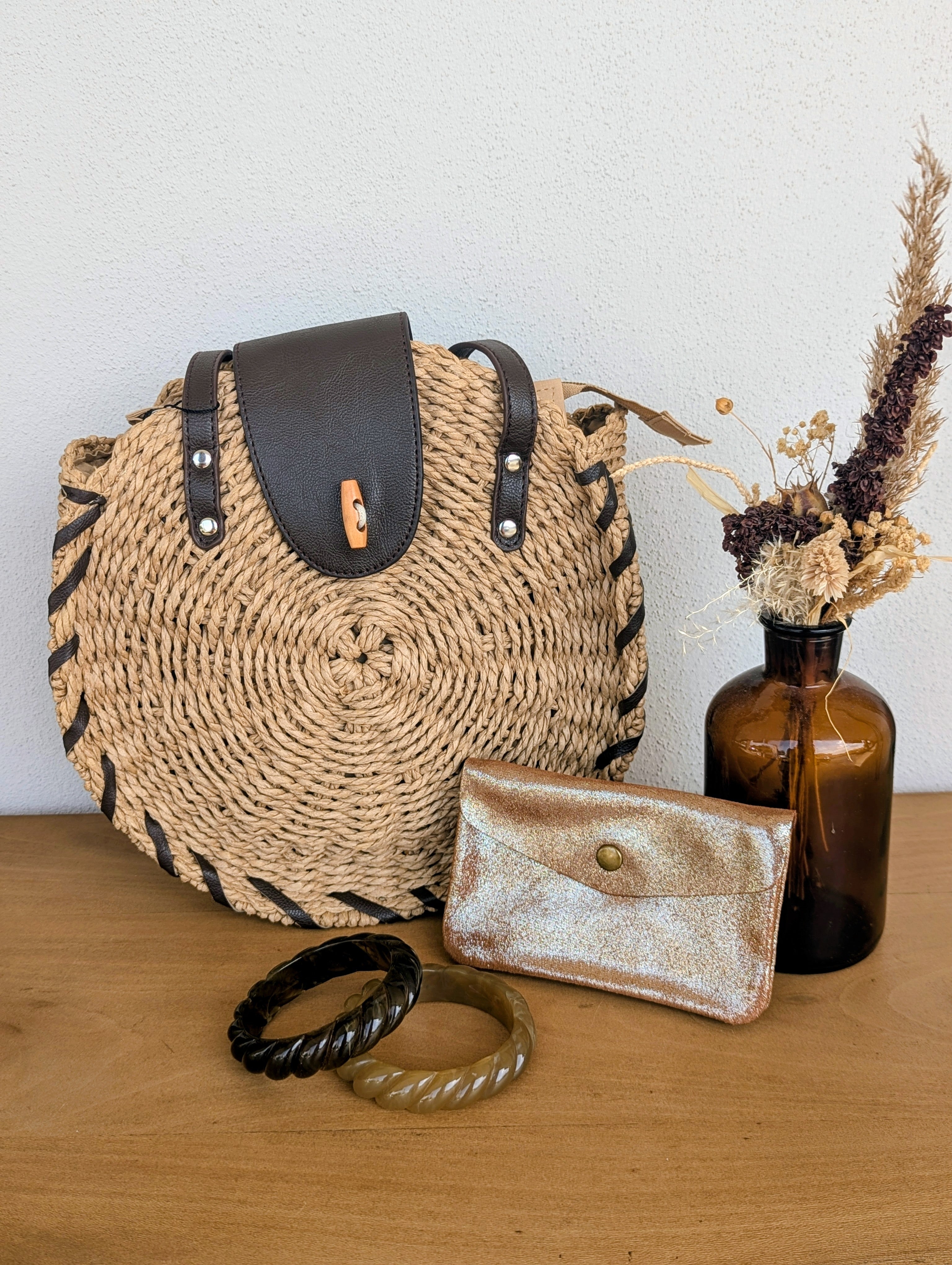 sac maille papier camel et marron pour la plage, summer vibes été, sac pour soirée cérémonies mode femme sud landes Ondres
