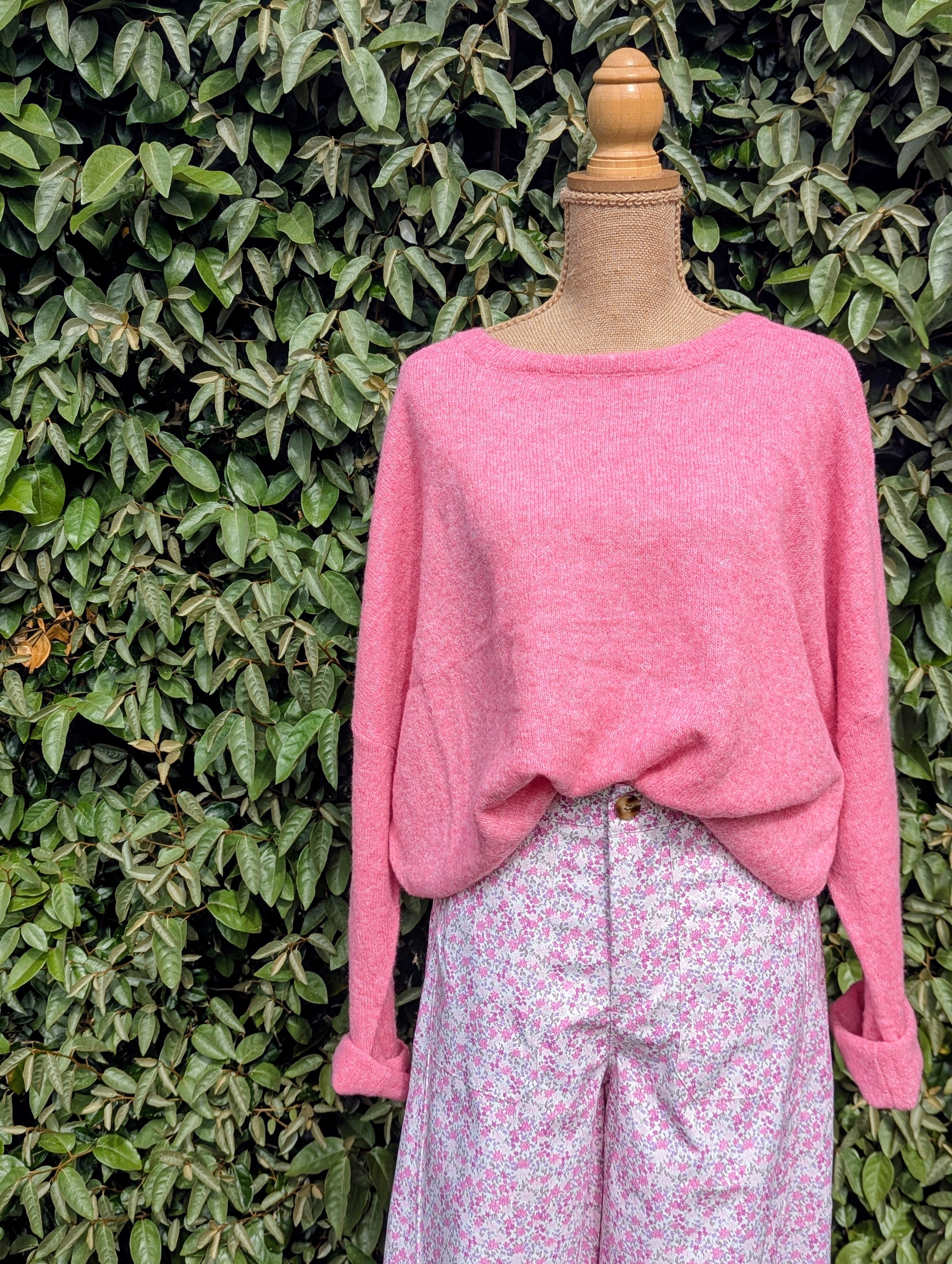 Pull  rose fuchsia  ultra doux  col rond manches longues léger coloré best seller viscose femme mode tendance boutique sud landes ondres bayonne